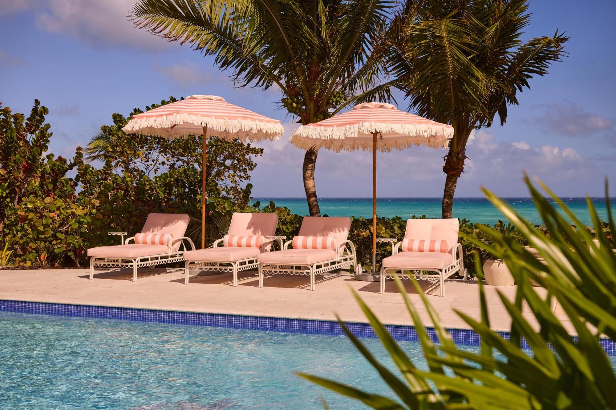 Coral Sands Inn & Cottages Dunmore Town 외부 사진