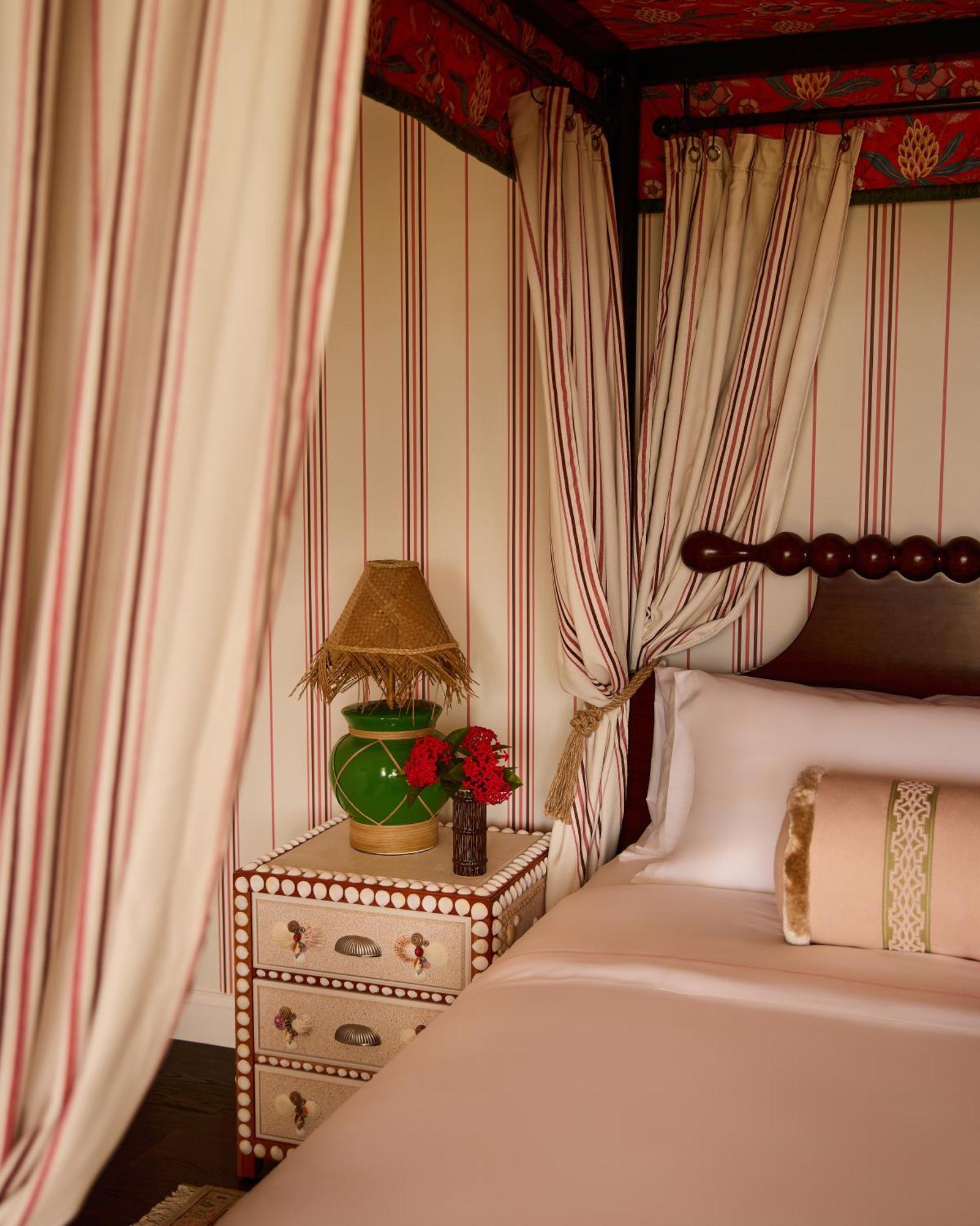Coral Sands Inn & Cottages Dunmore Town 외부 사진