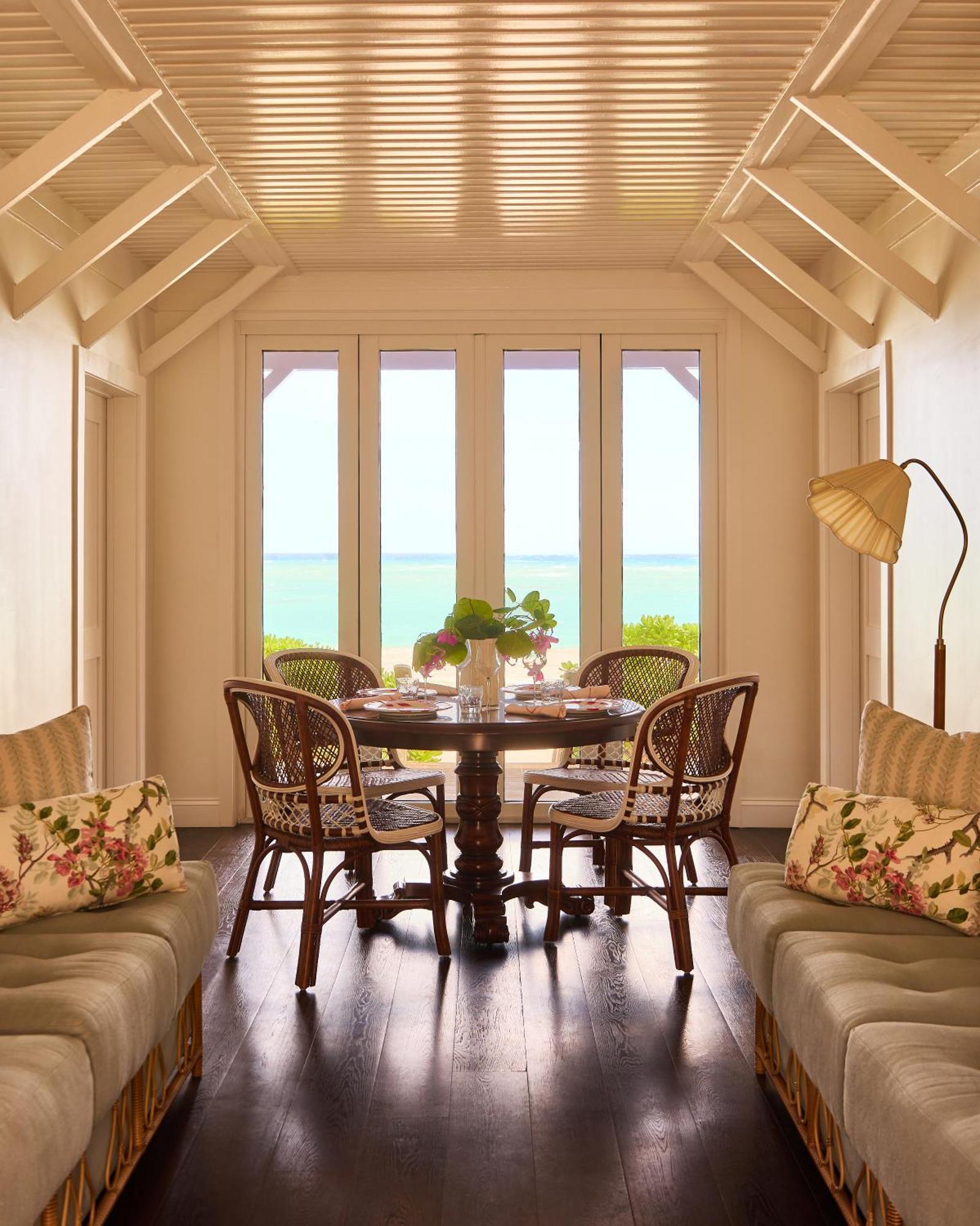 Coral Sands Inn & Cottages Dunmore Town 외부 사진